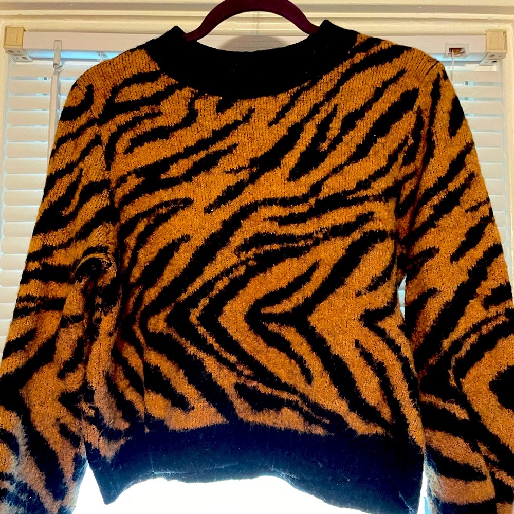 H&M Sweater